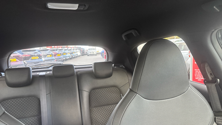 Nissan Juke 1.0 DiG-T N-Connecta 5dr Petrol Hatchback